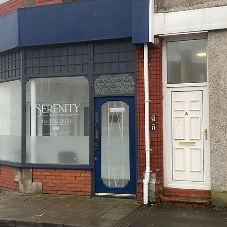 The Retreats 2: Pet-Friendly Flat in Kenfig Hill Apartment Exterior photo